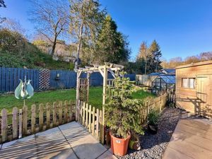 Photo 19- click for photo gallery